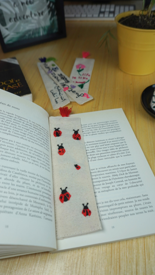 Ladybugs- Bookmark – Image 2