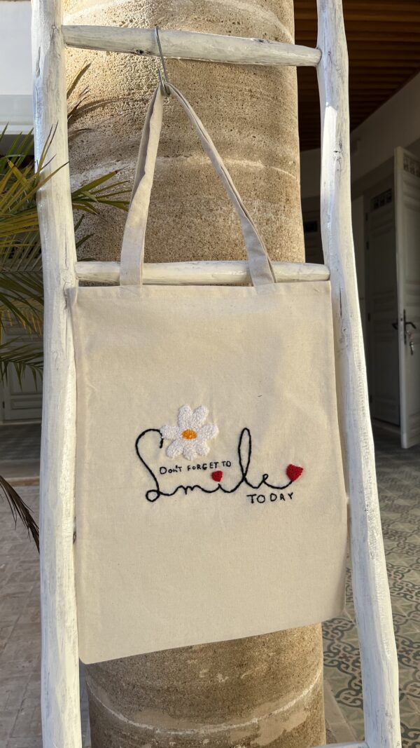 Simple & Chic Tote Bag