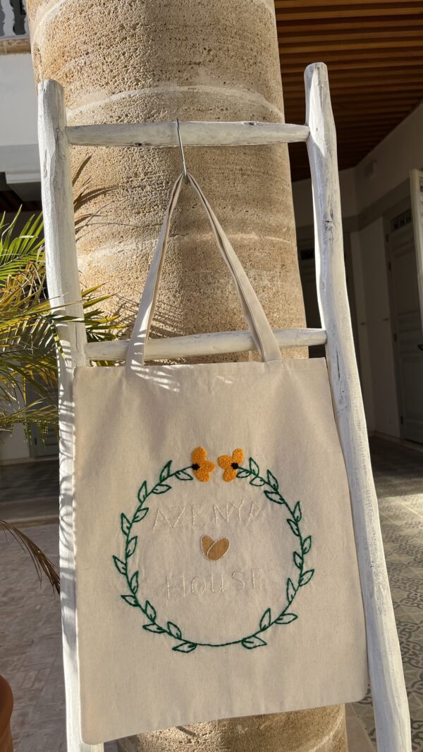 Signature Motion Tote Bag – Image 2