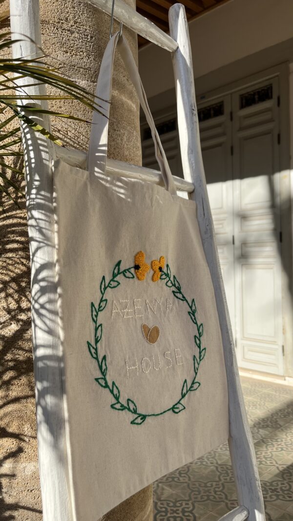 Signature Motion Tote Bag – Image 3