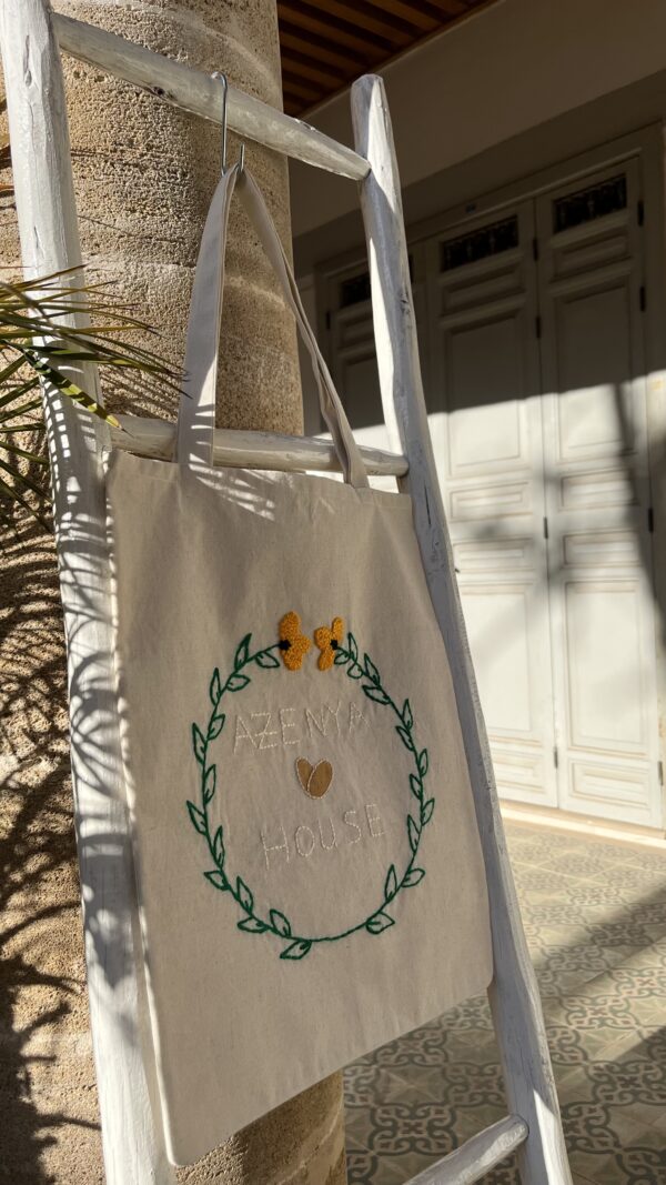 Signature Motion Tote Bag – Image 4